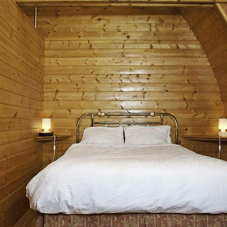 Mineral Springs Resort Fernwood Екстериор снимка