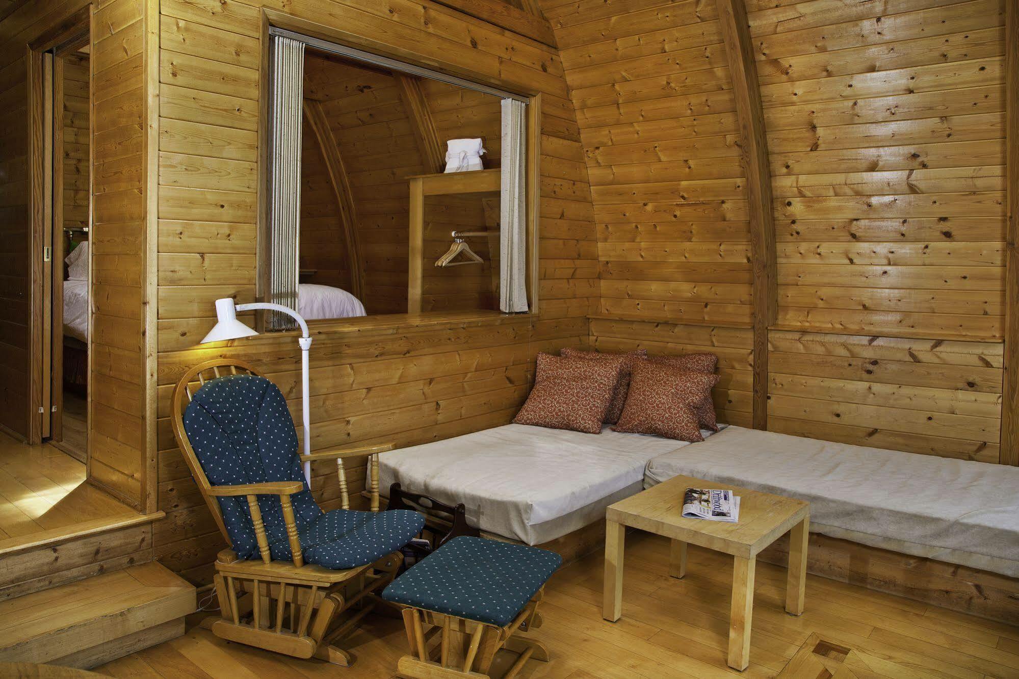 Mineral Springs Resort Fernwood Екстериор снимка